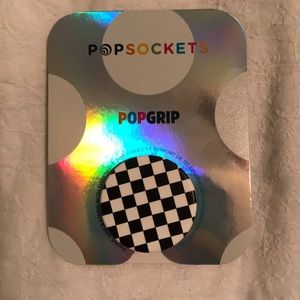 Checkered pop socket